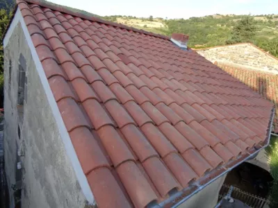 couverture galleane rouge vieilli