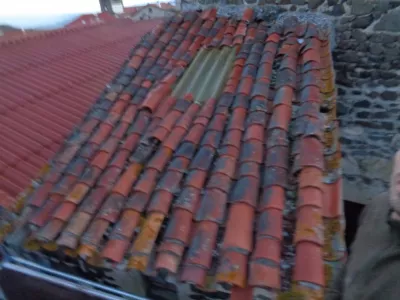 avant couverture galleane rouge vieilli